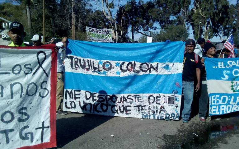 Caravana Migrantes EEUU Garita. Tijuana La Voz de la Frontera